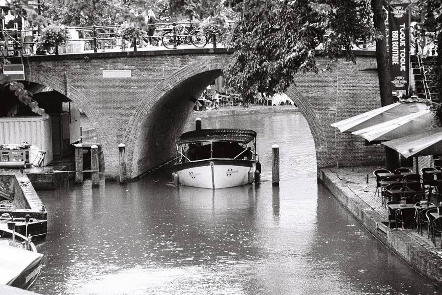 Holland — frame 06