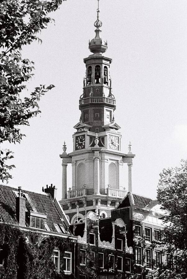 Holland — frame 21
